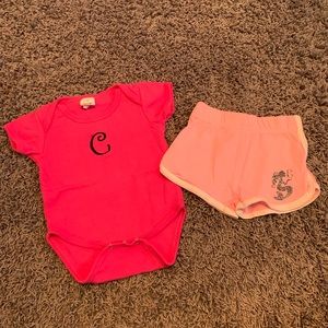 “C” monogrammed shirt and shorts